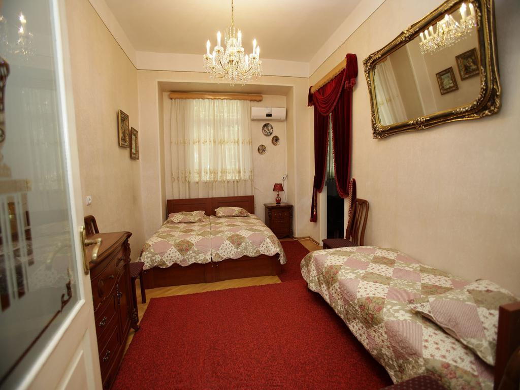 Leila Hotel Tbilisi Quarto foto